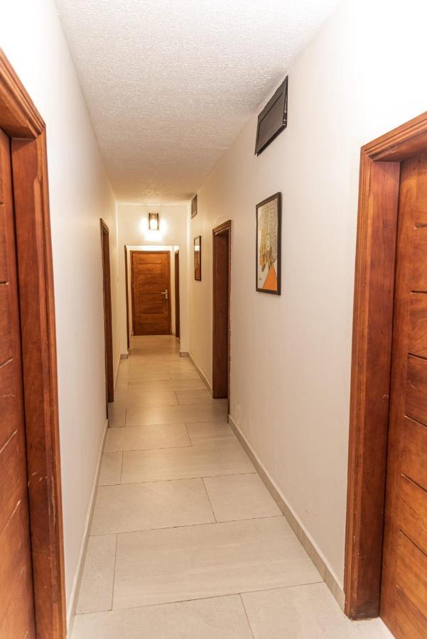 לומה Ahome Guest House & Lounge מראה חיצוני תמונה